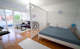Park Apartment